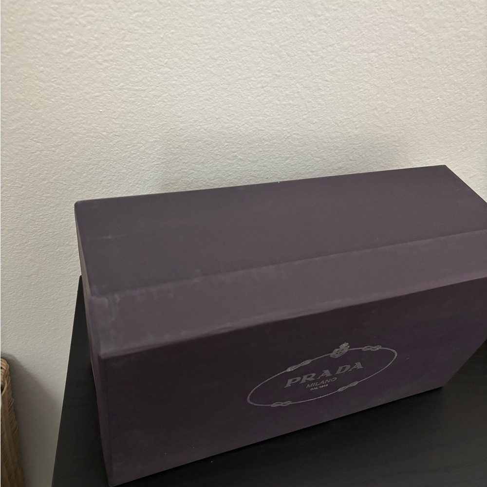 Prada Gift Storage Box + Tissue - Picture 2 of 4
